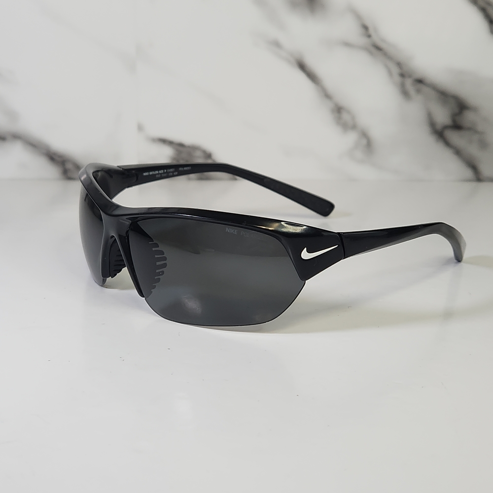 Nike Polarized Sunglasses. Skylon Ace P Black Sunglasses. Unisex. Made In Italy